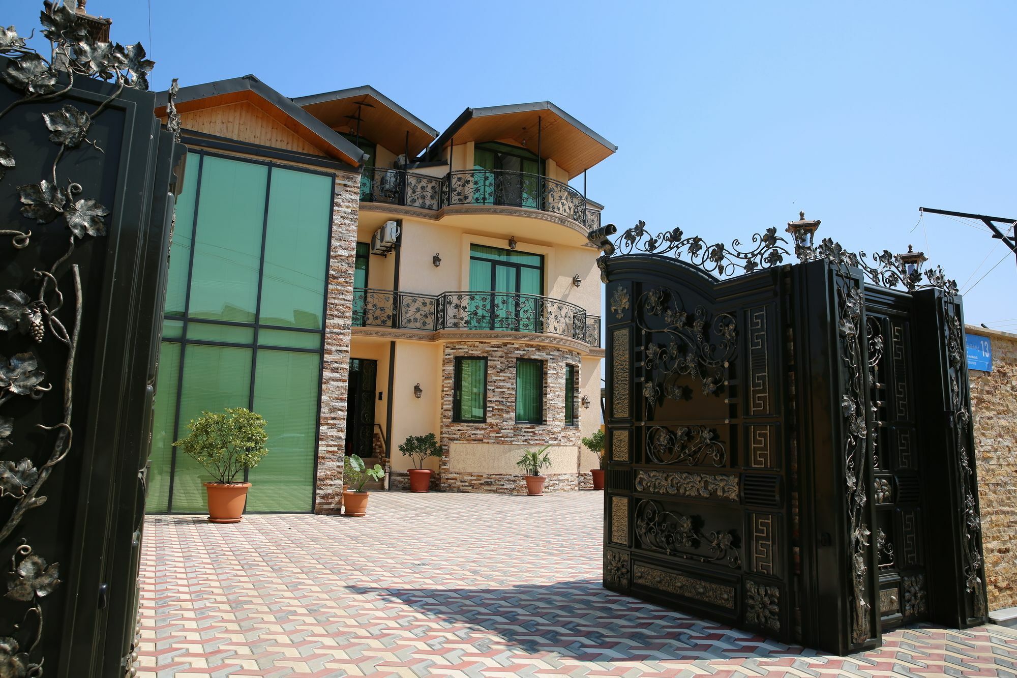 Gk Villa Tbilisi Luaran gambar